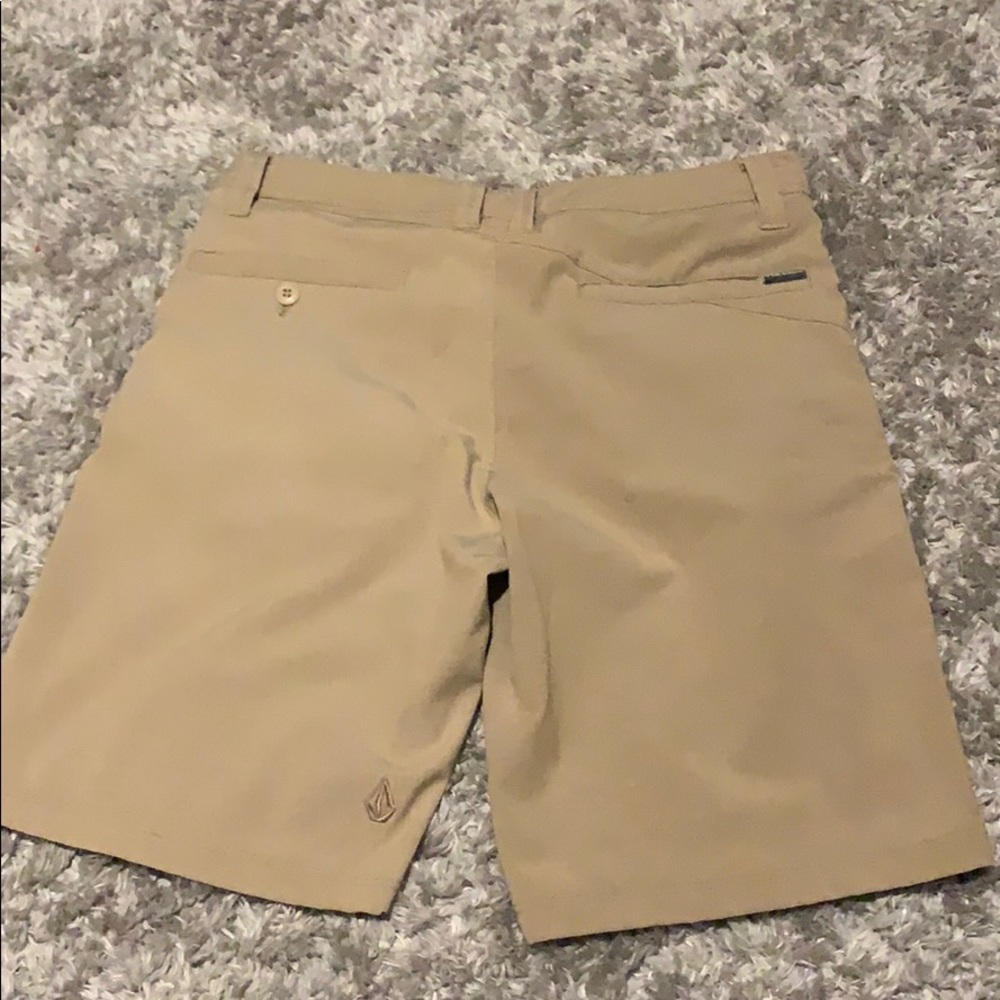 Volcom shorts - Picture 4 of 5